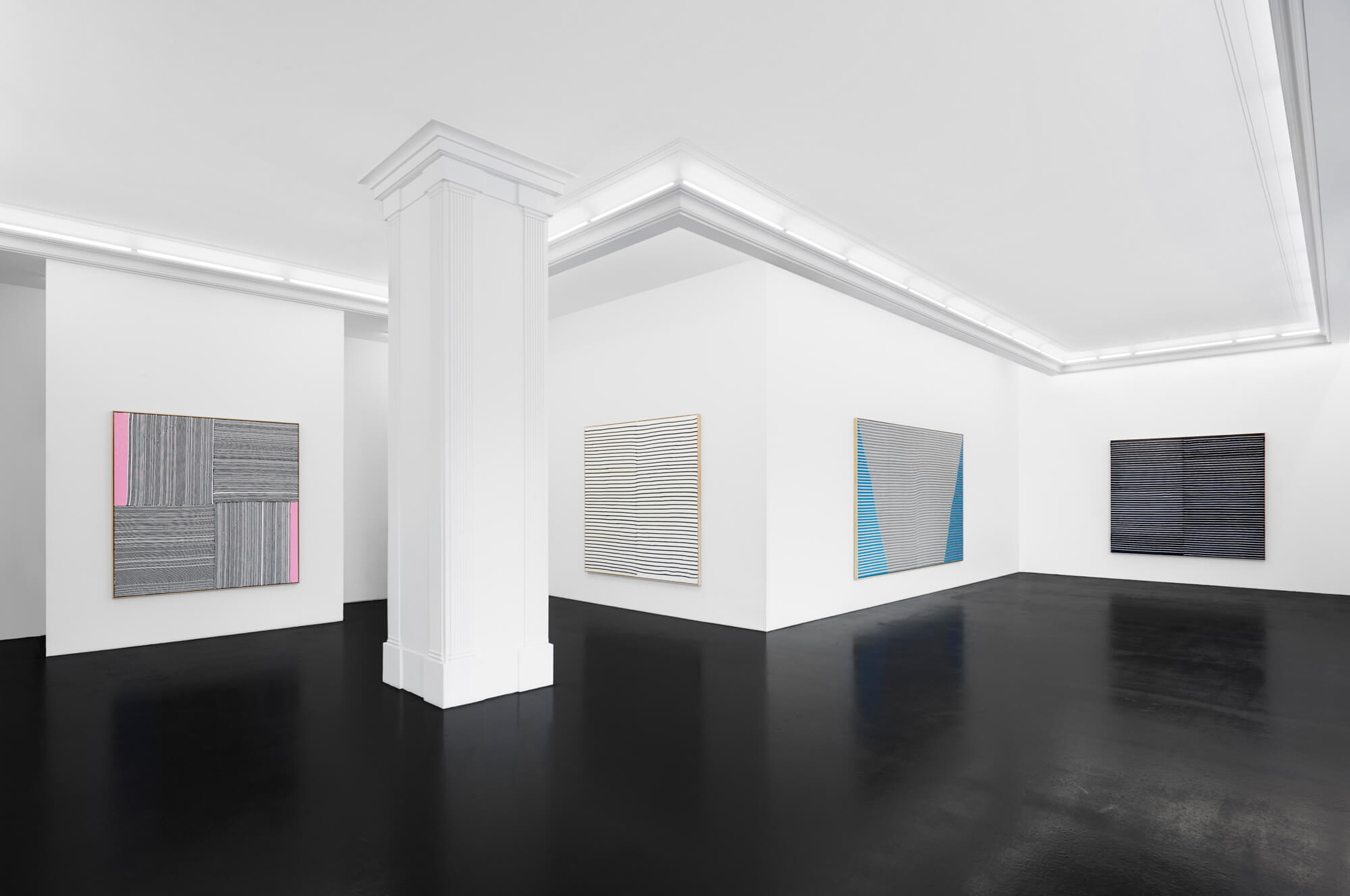 Brent Wadden, zerodayolds, 2017 (installation) Brent Wadden, zerodayolds, 2017 (installation)