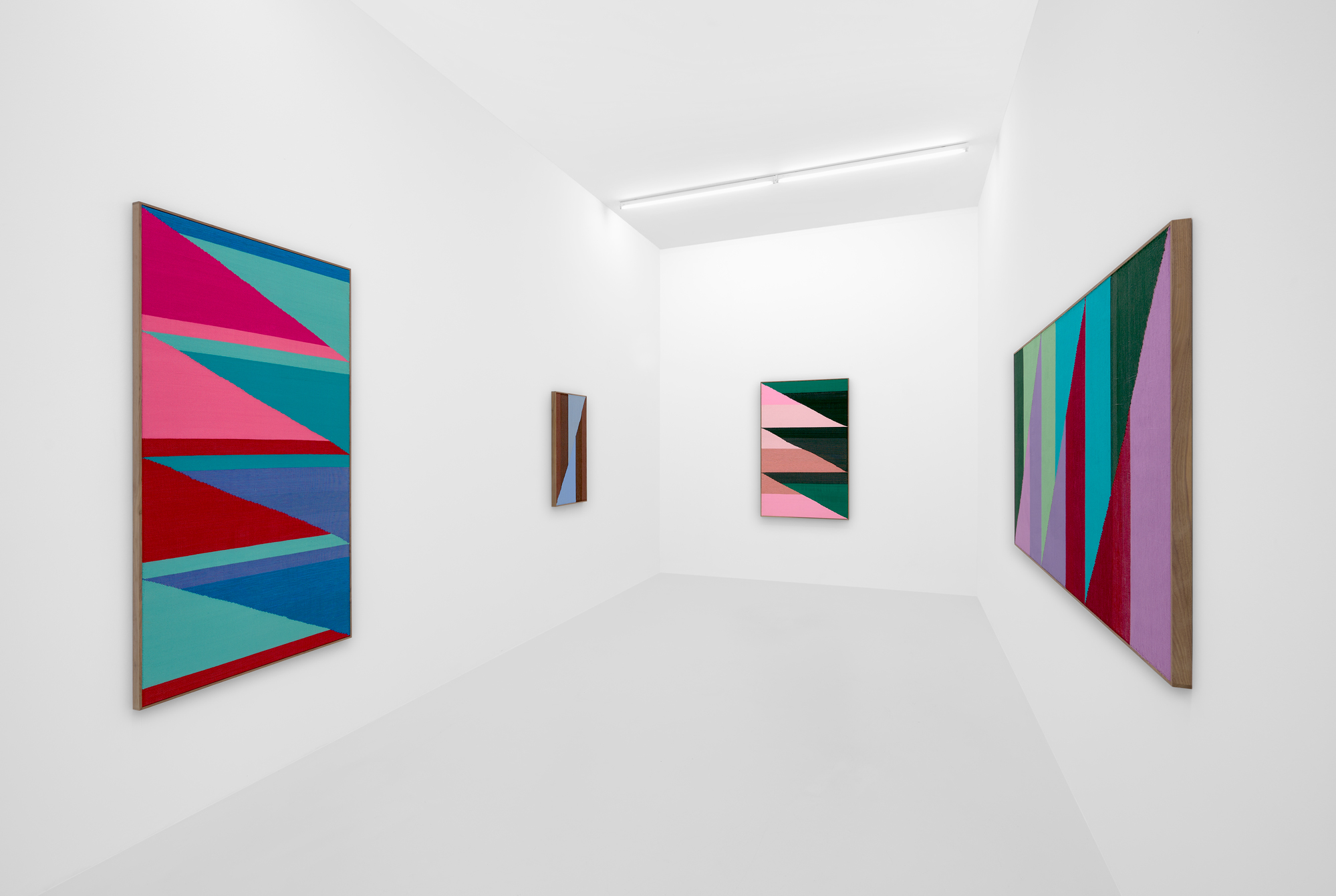 Brent Wadden, Peres Projects, 2021 (installation) Brent Wadden, Peres Projects, 2021 (installation)